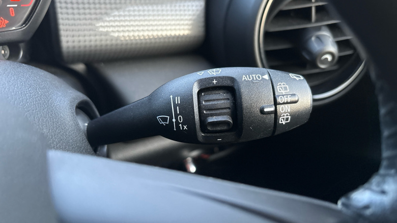 MINI Hatchback 1.5 Cooper Classic II 5dr Petrol Hatchback